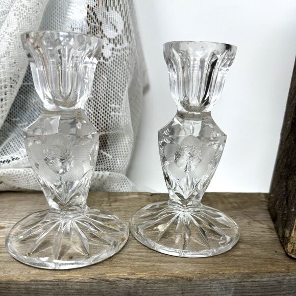 Vintage Crystal Candle Holders Set Of 2 Etched Floral Design Clear Glass Elegant - Picture 5 of 7